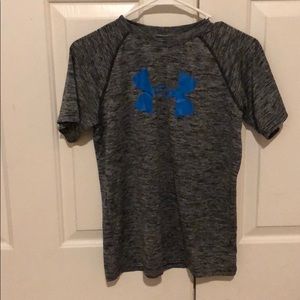 Under armor shirt